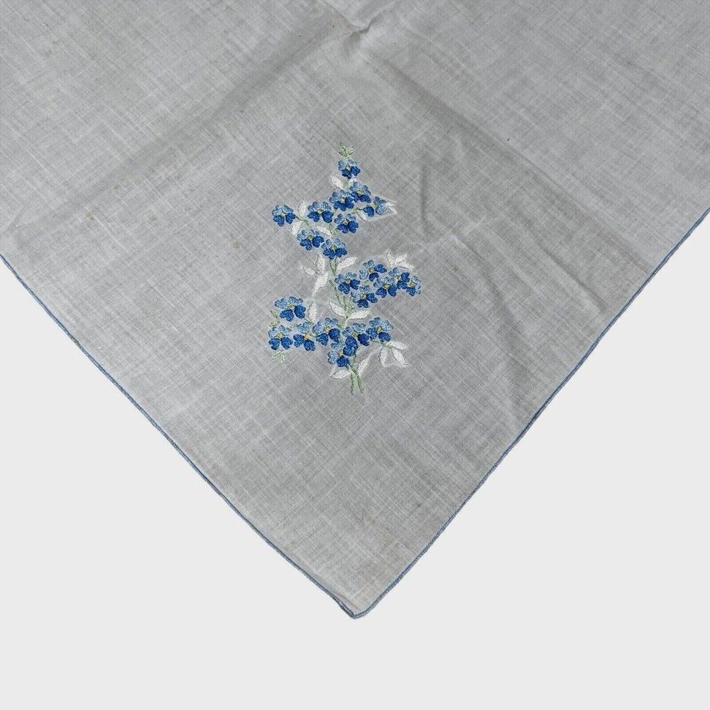 Vintage 31" Square Tablecloth Tea Table Blue Wild Flowers Embroidered 4 Napkins